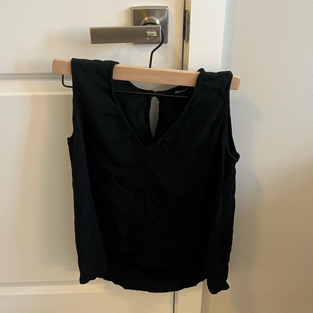 Black Keyhole Tank Top for work